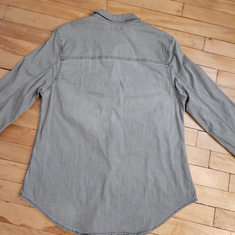 Tahari Light Gray Long Sleeve Button Front Shirt Large Cotton Stretch - Picture 6 of 7